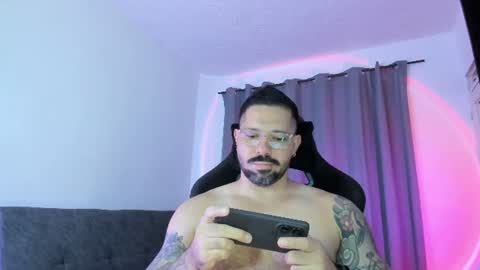 Snapshot of pierrevidal chatting on 06-09-26, 09:59 Pierre online show from 06-09-26, 09:59