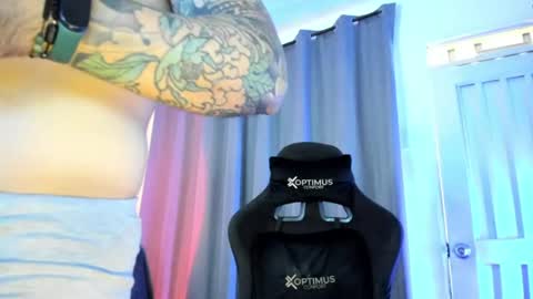Snapshot of pierrevidal chatting on 07-21-26, 10:12 Pierre online show from 07-21-26, 10:12