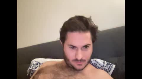 Snapshot of pierrot462900 chatting on 12-25-24, 05:58 pierrot462900 online show from 12-25-24, 05:58