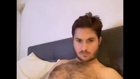 Snapshot of pierrot462900 chatting on 03-10-25, 06:56 pierrot462900 online show from 03-10-25, 06:56