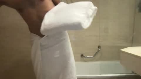 Snapshot of piesdechicas chatting on 10-07-25, 03:42 piesdechicas online show from 10-07-25, 03:42