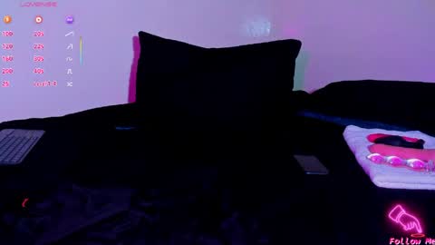 Snapshot of piggy_eddy chatting on 05-14-26, 02:07 Eddy Brock... Its a pleasure to talk to... online show from 05-14-26, 02:07
