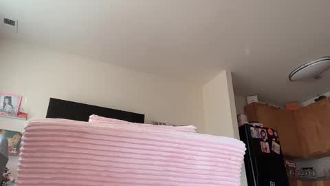 Snapshot of piggyrose chatting on 05-04-26, 10:06 Piggy Rose online show from 05-04-26, 10:06