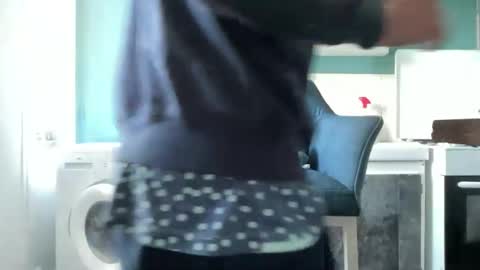 Pikafounes online show from 04-13-26, 07:25