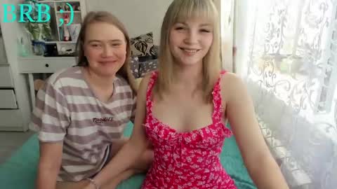 Adele and Elli online show from 06-03-26, 08:47