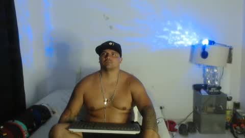 pikoro_gomez online show from 01-18-25, 02:58