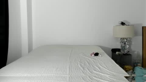 pikoro_gomez online show from 10-21-25, 01:06