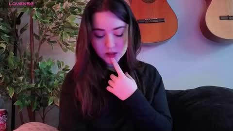 PilloGoddess online show from 03-19-26, 08:18