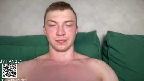 Snapshot of pimple_gang chatting on 06-04-26, 10:05 Sasha online show from 06-04-26, 10:05