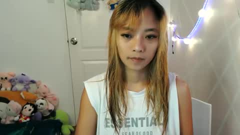 pinay beauty14 online show from 01-04-25, 11:48