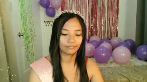 Snapshot of pinay_beauty14 chatting on 05-14-26, 12:06 pinay beauty14 online show from 05-14-26, 12:06