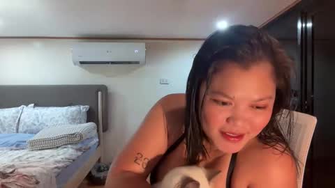 Snapshot of pinay_feb chatting on 09-13-25, 02:22 Hot Feb online show from 09-13-25, 02:22