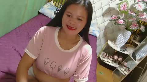 Snapshot of pinay_flor chatting on 04-04-26, 08:12 IM FLOR online show from 04-04-26, 08:12