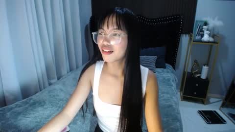 Snapshot of pinay_slutx chatting on 02-26-25, 05:17 dee online show from 02-26-25, 05:17