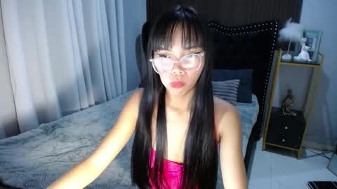 Snapshot of pinay_slutx chatting on 03-06-25, 02:18 dee online show from 03-06-25, 02:18