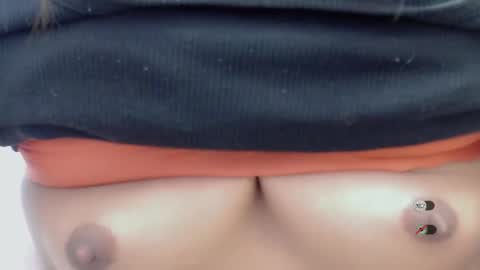 pinay_sweetgirl_ online show from 10-17-25, 03:14