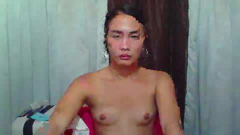 Snapshot of pinaycutie_jilian chatting on 09-18-25, 12:12 jilian  online show from 09-18-25, 12:12