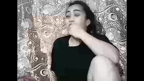 Snapshot of pinayexoticbeauty21 chatting on 12-16-25, 02:16 pinayexoticbeauty21 online show from 12-16-25, 02:16