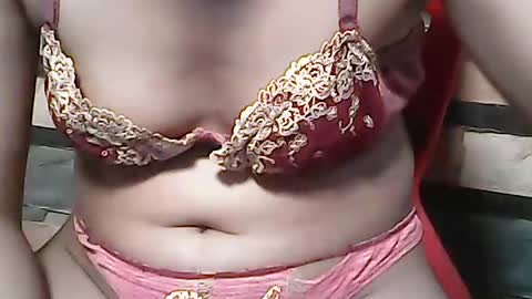 Snapshot of pinayhairyflower chatting on 06-15-26, 08:16 Nica online show from 06-15-26, 08:16
