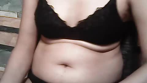 Snapshot of pinayhairyflower chatting on 06-17-26, 08:50 Nica online show from 06-17-26, 08:50