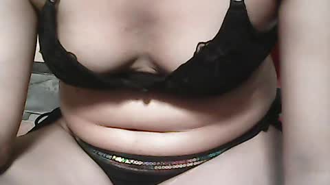 Snapshot of pinayhairyflower chatting on 06-24-26, 05:01 Nica online show from 06-24-26, 05:01