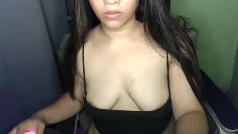 Snapshot of pinayhottie0028 chatting on 05-18-26, 04:07 PinayHottie online show from 05-18-26, 04:07