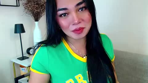 Snapshot of pinaymorena69 chatting on 12-29-24, 11:50 Just cath  online show from 12-29-24, 11:50