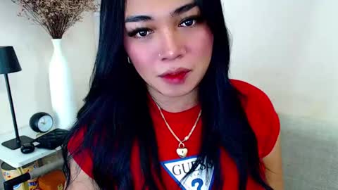 Snapshot of pinaymorena69 chatting on 01-08-25, 05:27 Just cath  online show from 01-08-25, 05:27