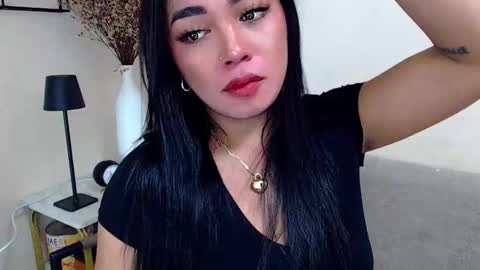 Snapshot of pinaymorena69 chatting on 01-31-25, 12:51 Just cath  online show from 01-31-25, 12:51