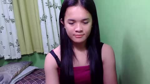 Snapshot of pinaymorena_rhowe chatting on 12-17-24, 04:34 pinaymorena_rhowe online show from 12-17-24, 04:34