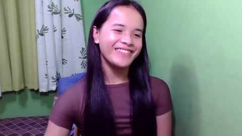 Snapshot of pinaymorena_rhowe chatting on 01-11-25, 01:27 pinaymorena_rhowe online show from 01-11-25, 01:27