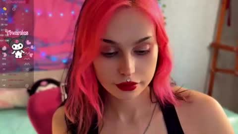 Snapshot of pineapple_dope chatting on 06-10-26, 02:27 Nancy online show from 06-10-26, 02:27