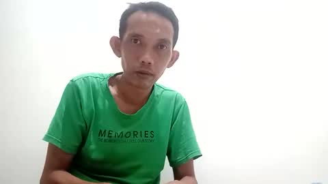 pinguuc21 online show from 11-02-25, 01:57