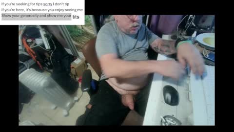 pini_z online show from 02-28-25, 07:46