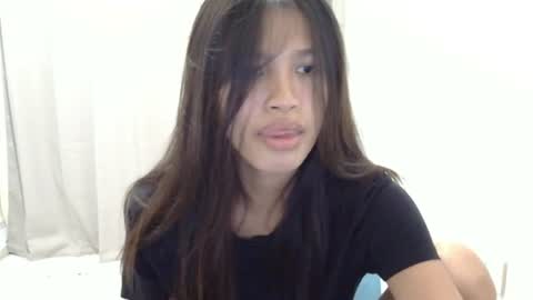 Snapshot of pink_bubbles011 chatting on 06-11-26, 08:34 pink_bubbles011 online show from 06-11-26, 08:34