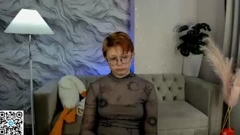 Snapshot of pink_freya chatting on 08-09-26, 11:15 Pink Freya online show from 08-09-26, 11:15
