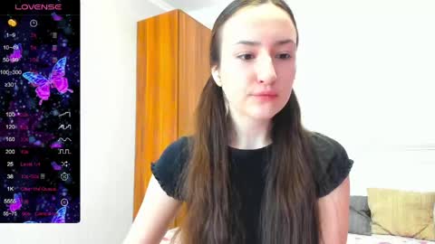 Snapshot of pink_soda33 chatting on 05-25-26, 09:04 pink_soda33 online show from 05-25-26, 09:04