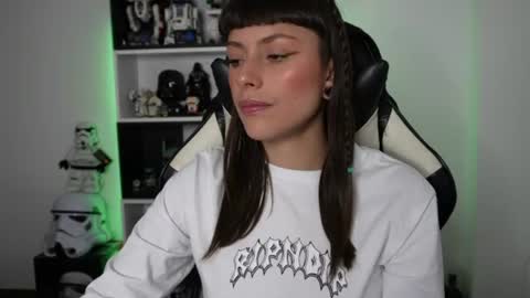 Snapshot of pinkcatlive chatting on 07-31-26, 05:12 Emily online show from 07-31-26, 05:12