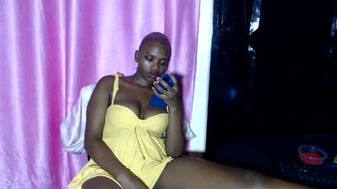 pinkdomina01 online show from 07-12-26, 09:39