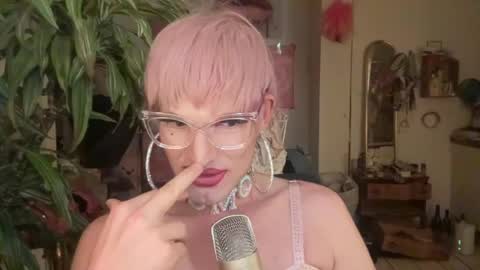 Snapshot of pinkfag chatting on 06-15-26, 05:15 pinkfag online show from 06-15-26, 05:15