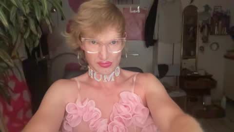 pinkfag online show from 07-13-26, 04:43