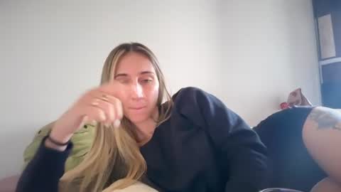 Snapshot of pinkilola chatting on 07-28-26, 08:01 Pinkilola online show from 07-28-26, 08:01
