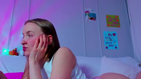 Mila online show from 03-19-26, 08:51