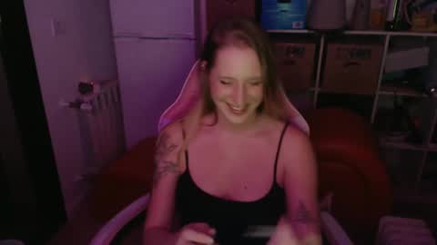 Snapshot of pinkladyx2 chatting on 02-01-25, 01:55 pinkladyx2 online show from 02-01-25, 01:55