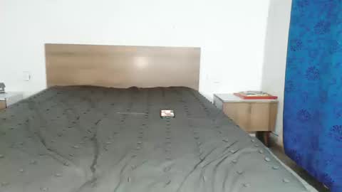 Pamela Ston online show from 10-15-25, 02:33