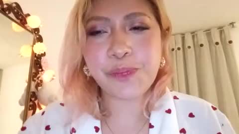 Snapshot of pinkpola chatting on 06-07-26, 03:21 Pink online show from 06-07-26, 03:21