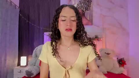 Snapshot of pinky_peach_ chatting on 02-12-26, 03:45 Peachy online show from 02-12-26, 03:45