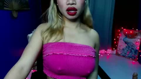 Snapshot of pinky_pussybobby69 chatting on 10-07-25, 05:10 Tina online show from 10-07-25, 05:10