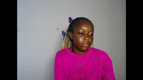 pinkykiki_247 online show from 01-06-26, 09:46