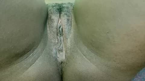 Snapshot of pinkylips_ebony chatting on 06-30-26, 08:43 pinky online show from 06-30-26, 08:43